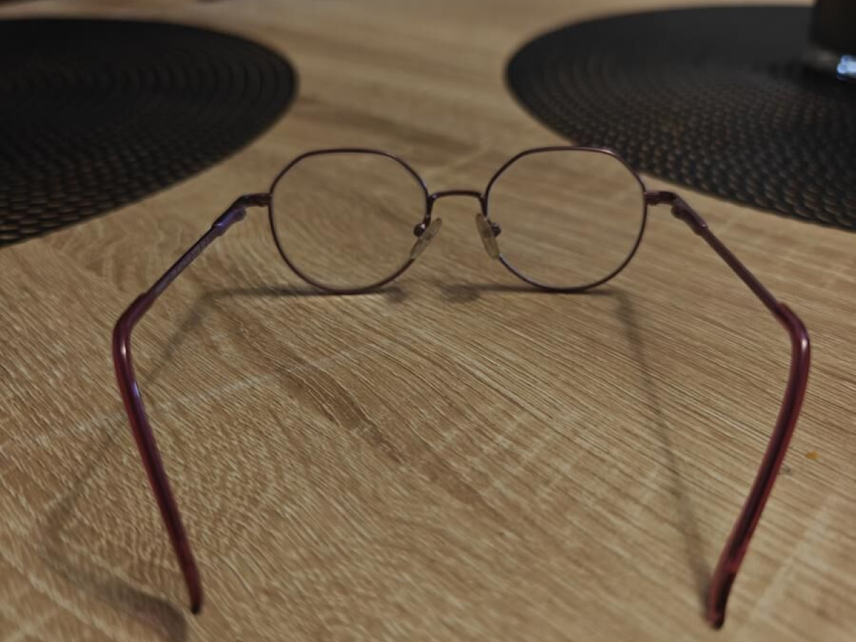 Écoute et voir - OWMM271 44¤16