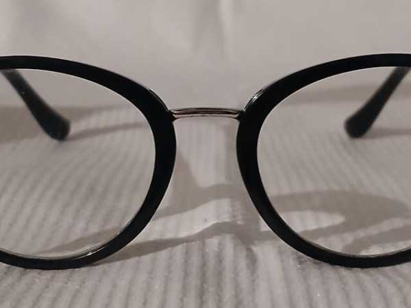 VOGUE - VO5167