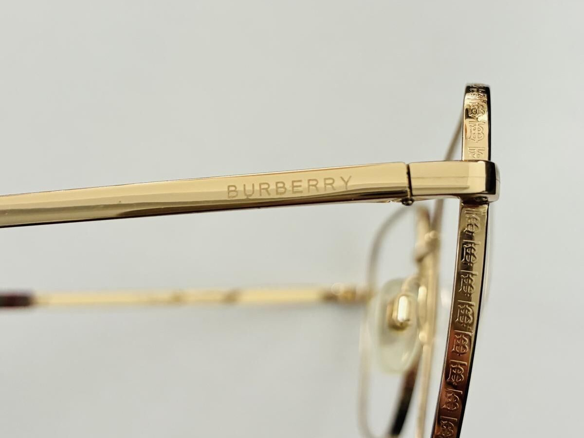 Burberry - B1347 1109 52/18