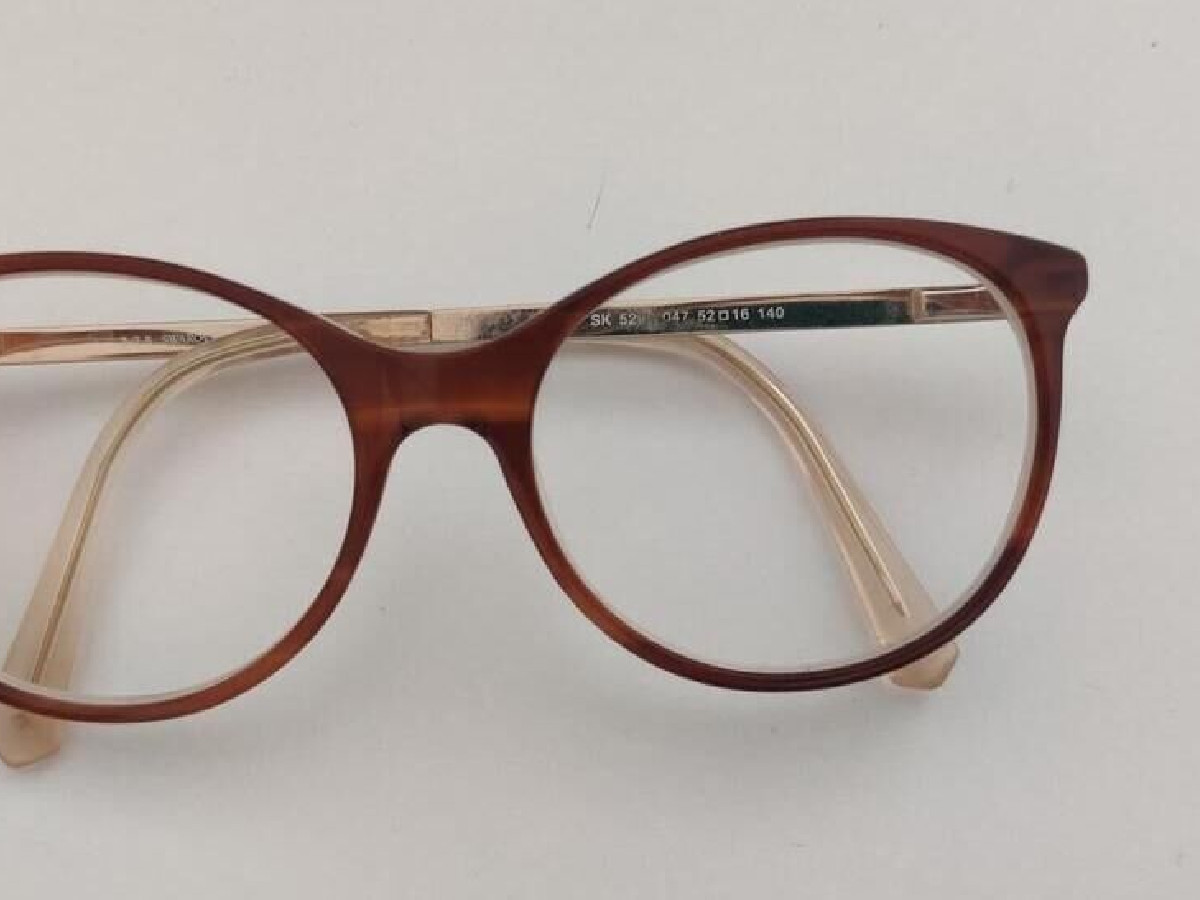 Swarovski SK529 047 52/16 140