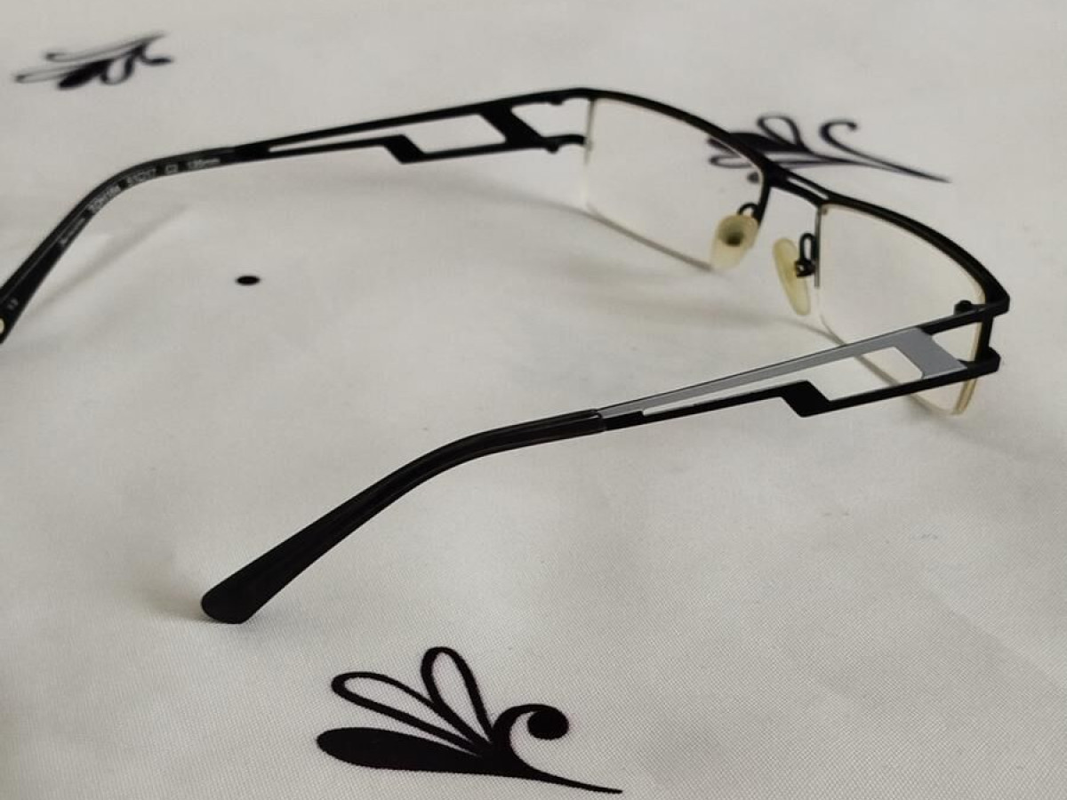 Alain Afflelou  - TOH164 51/17