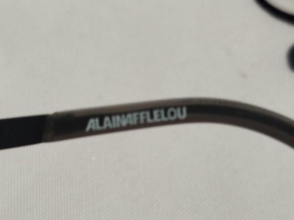 Alain Afflelou  - TOH164 51/17