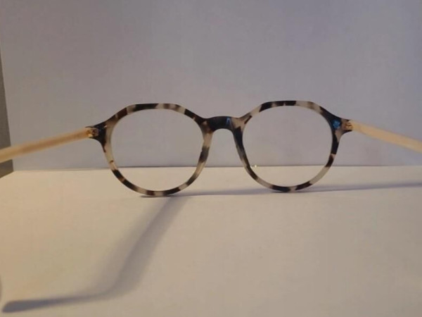 CHRISTIAN DIOR - Montagne n°38 ¤12.5