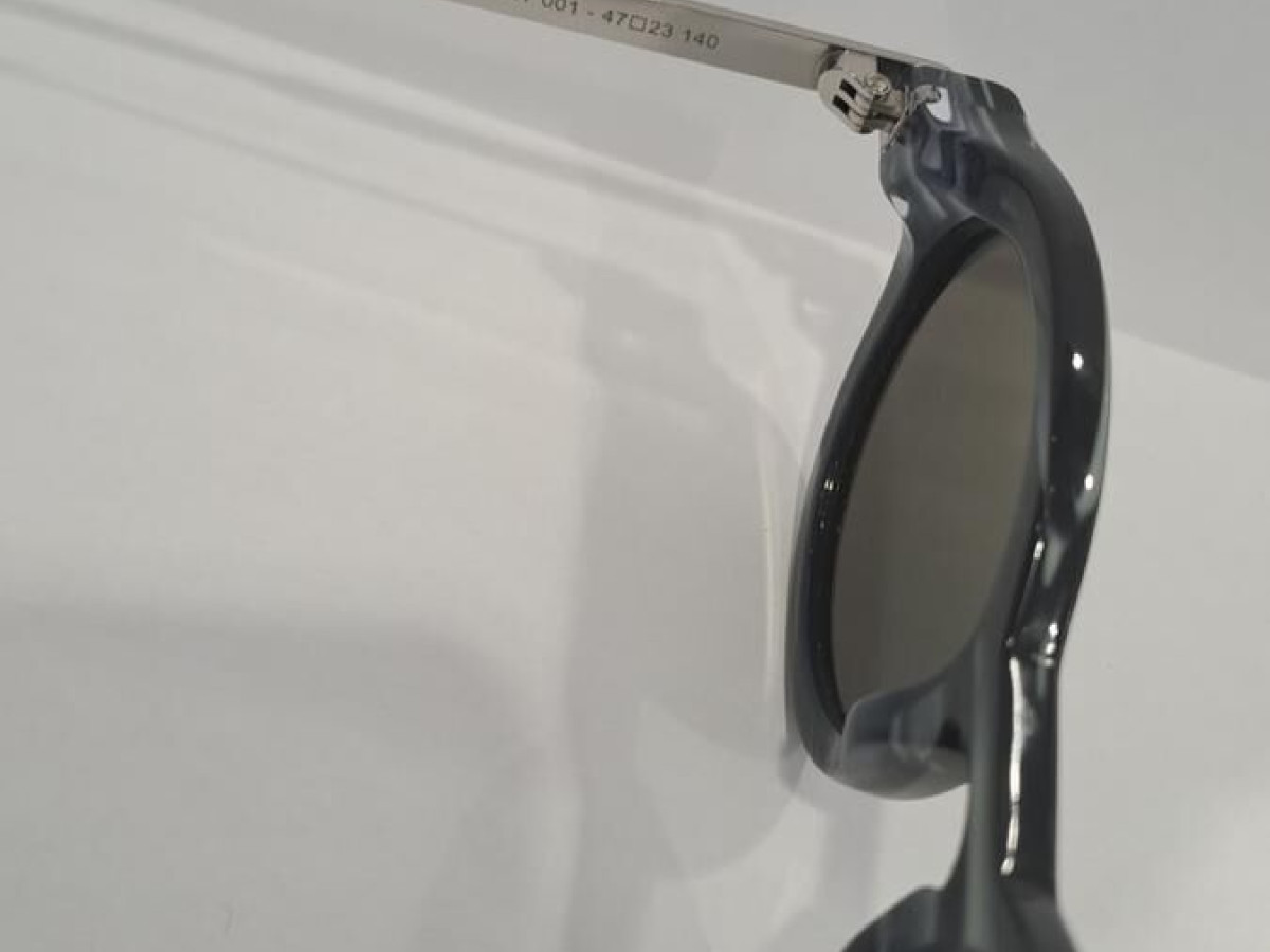 Thierry Lasry - Sneaky 47¤23