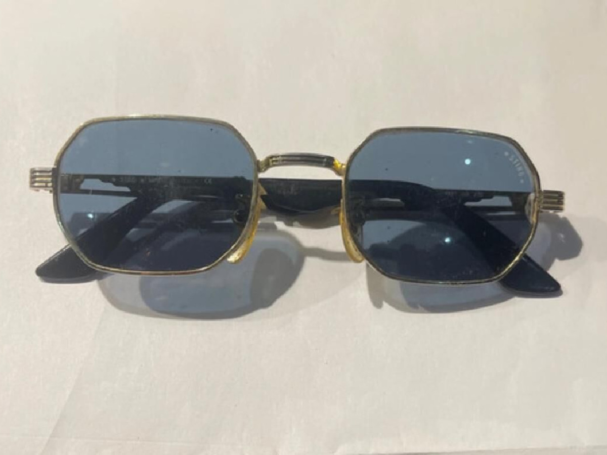 Lunettes de soleil vintage Police année 1990 sans boîte - Je sais pas