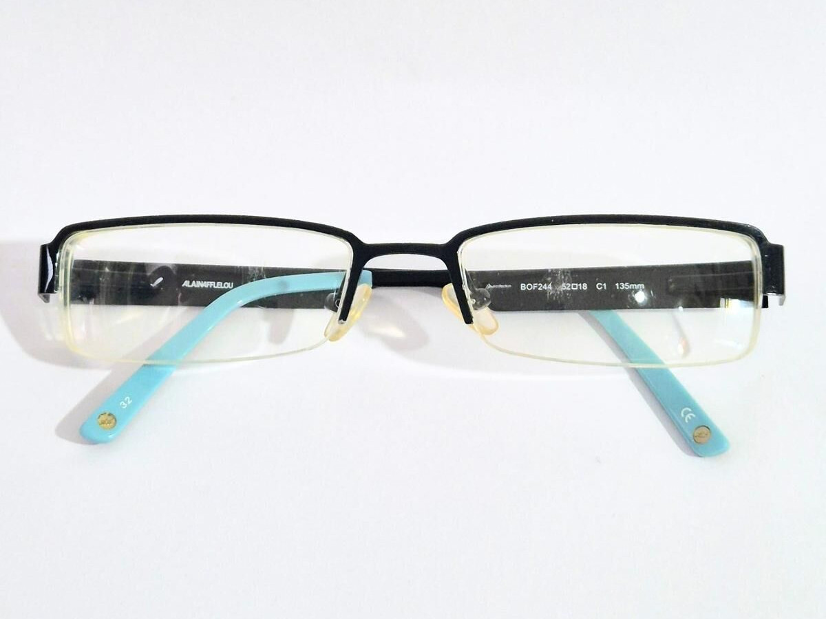 Alain Afflelou  - BOF244 52¤18