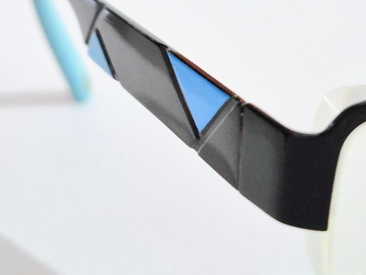 Alain Afflelou  - BOF244 52¤18