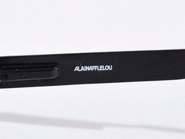 Alain Afflelou  - BOF244 52¤18