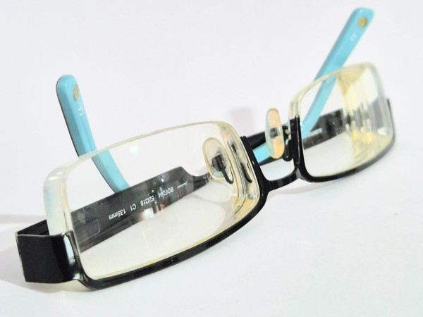 Alain Afflelou  - BOF244 52¤18