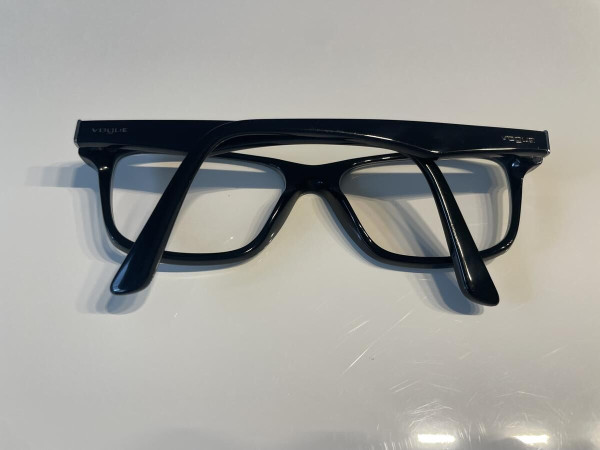 Vogue  - VO2787 44¤140