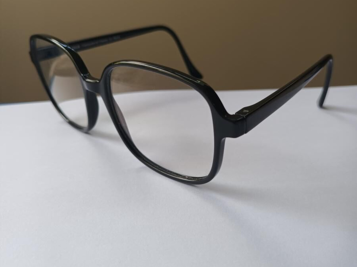 NOCLE - EPINE Noir B001 n6 54¤18