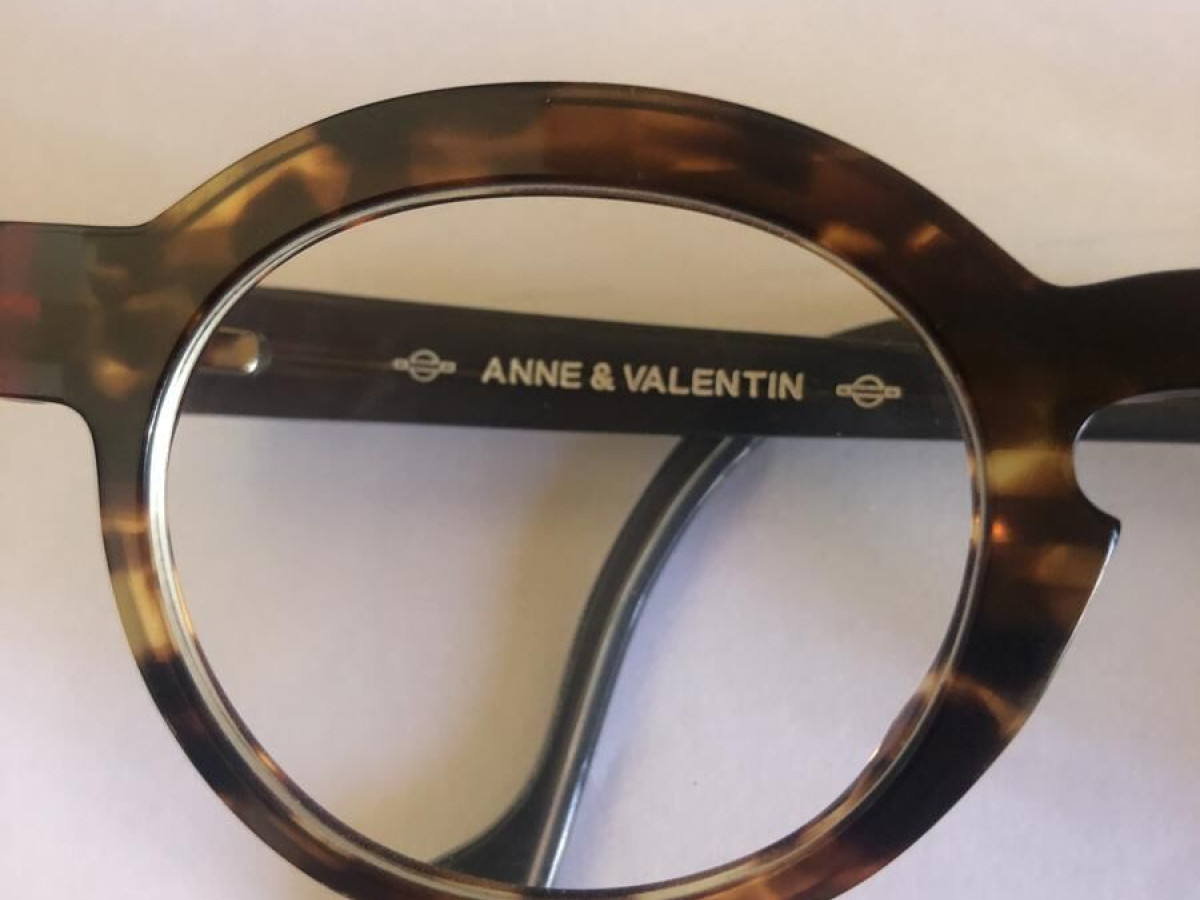 ANNE ET VALENTIN  - D-TECT 1450 44¤16