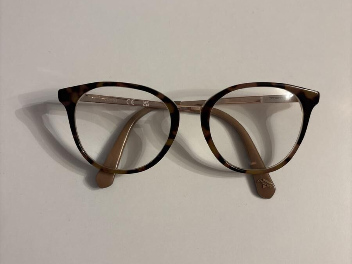 Guess - Gus5218 059 51¤18 140