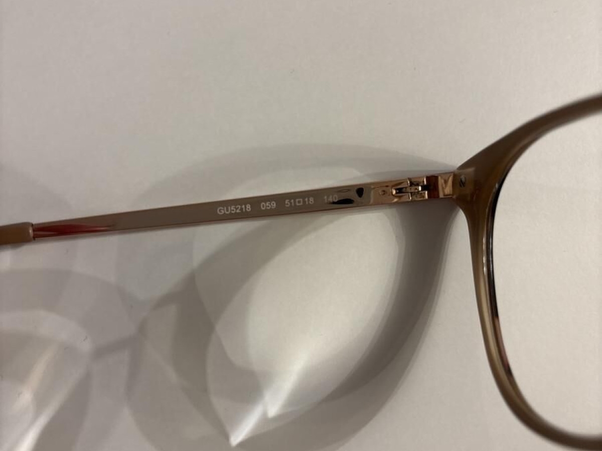 Guess - Gus5218 059 51¤18 140