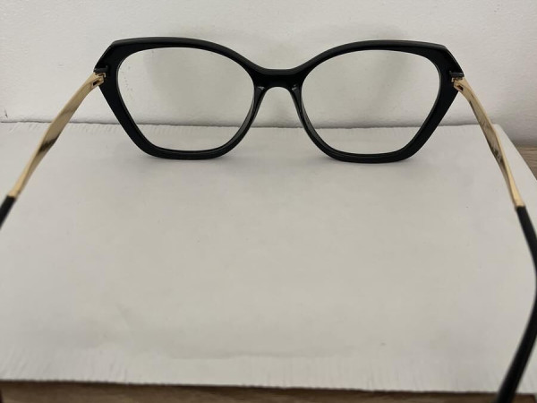 Vogue - VO5522 W44 52/16 135