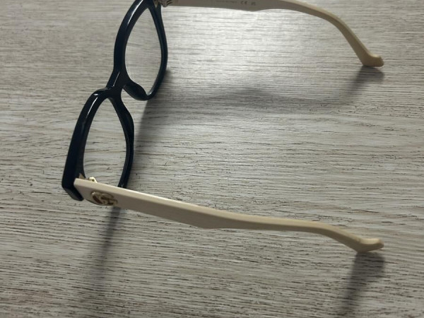 Gucci - GG09580 002 49018- 140 49¤19