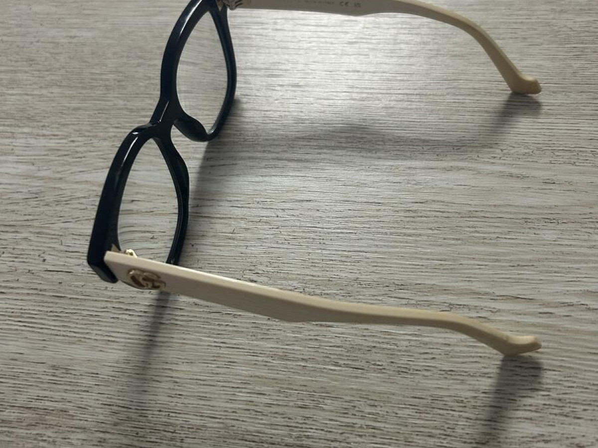 Gucci - GG09580 002 49018- 140 49¤19