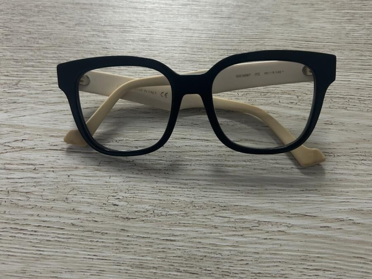 Gucci - GG09580 002 49018- 140 49¤19