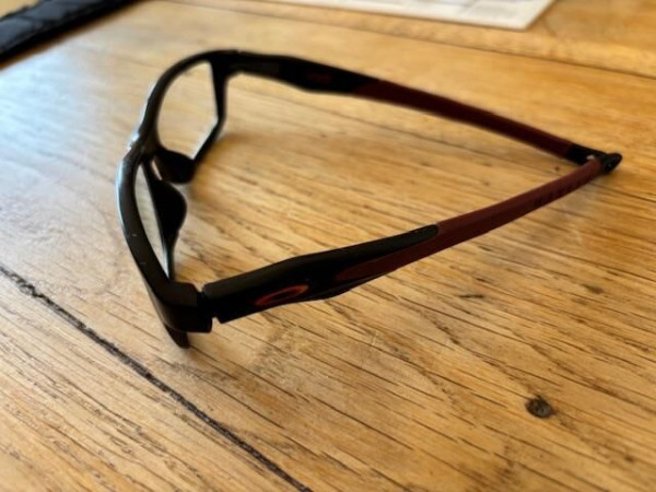 oakley 140 crosslinck