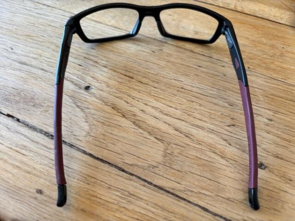 oakley 140 crosslinck