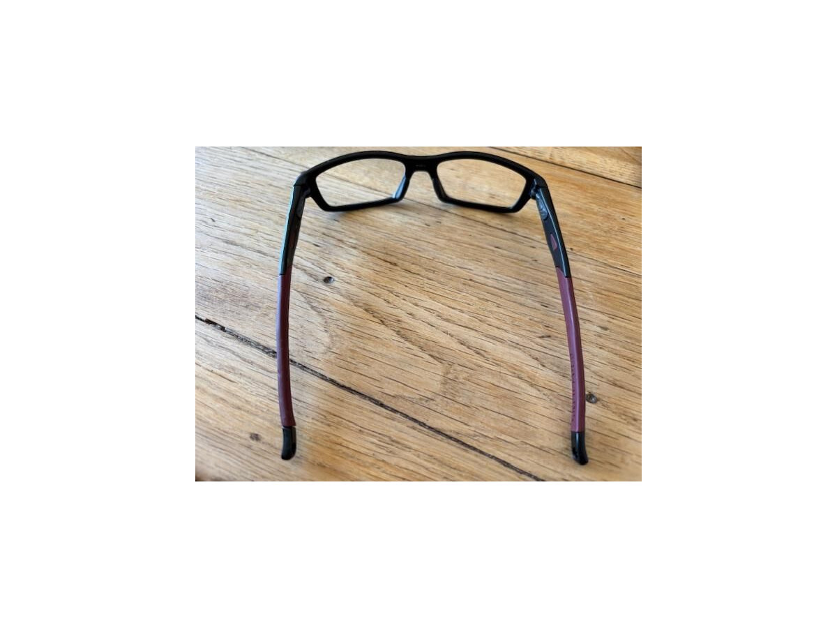 oakley 140 crosslinck