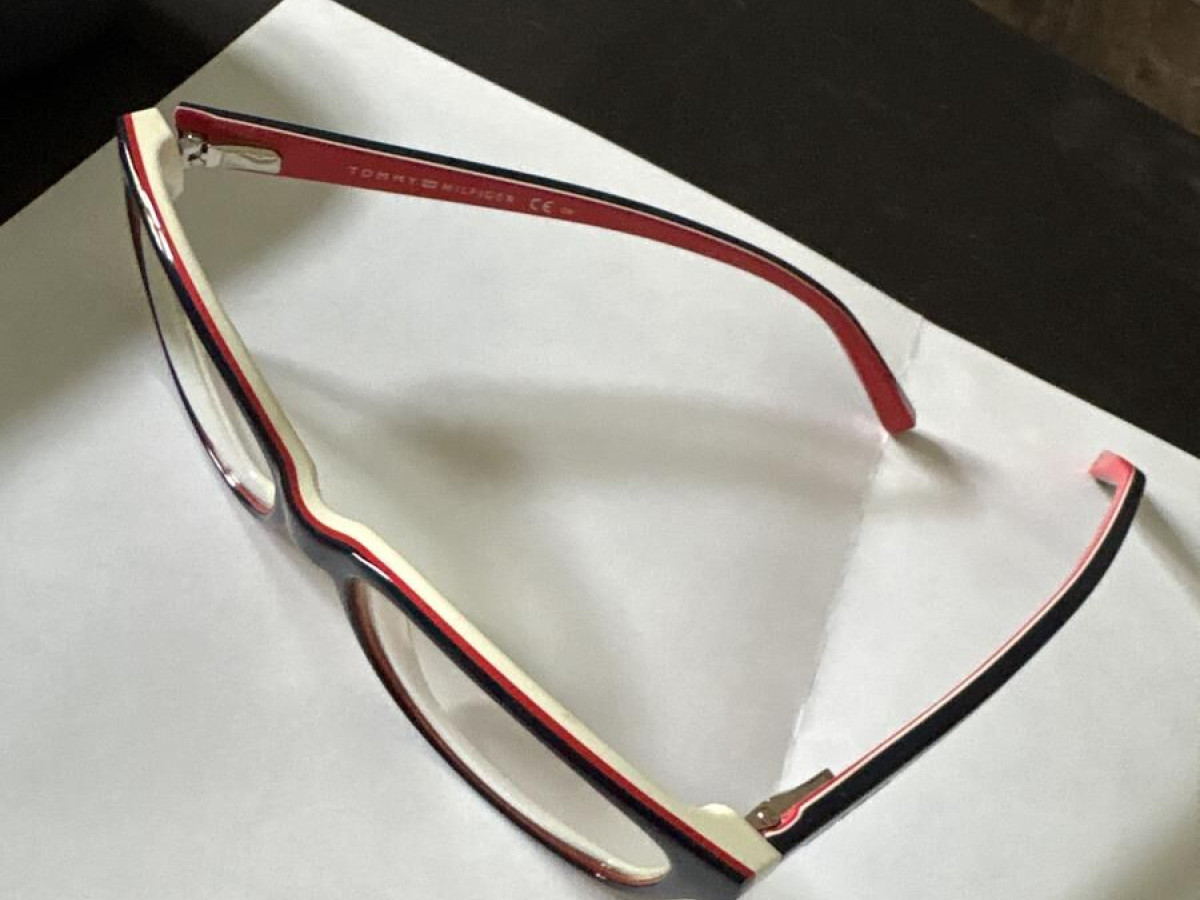 Tommy Hilfiger - TH1018