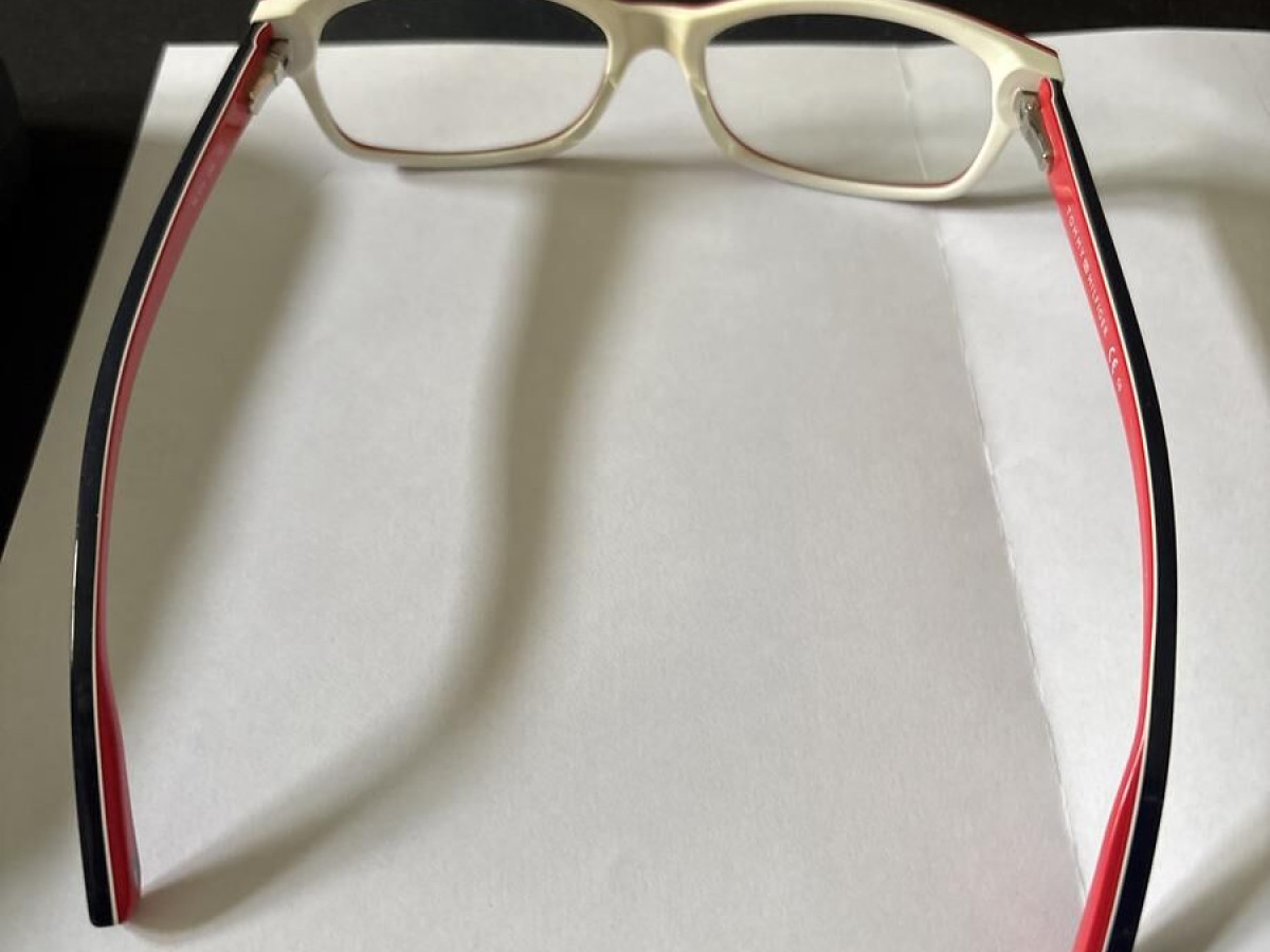 Tommy Hilfiger - TH1018