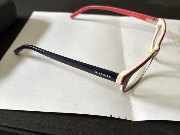 Tommy Hilfiger - TH1018