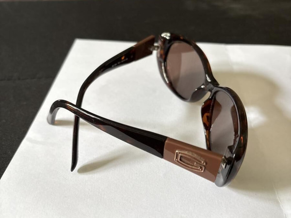 Guess - GU7261