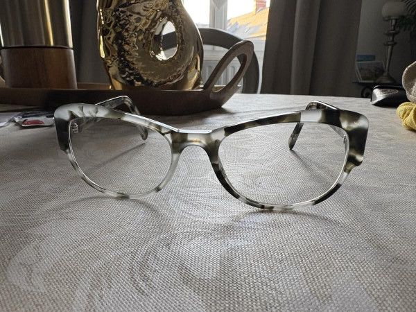 Framers -ginger 148 51/18