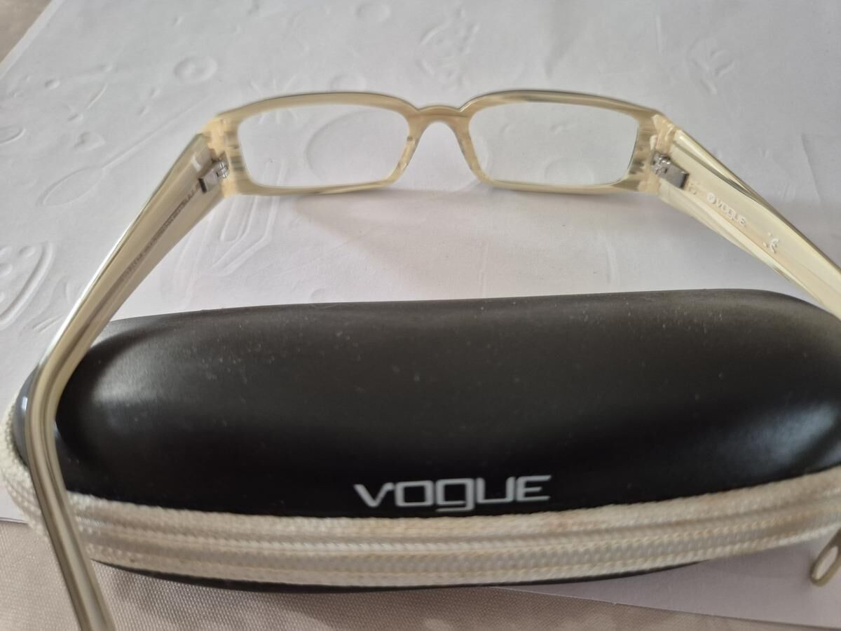 Vogue - VO2557B