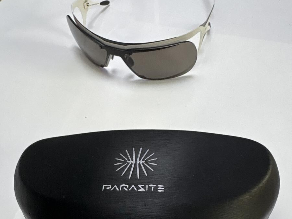 Parasite - TOY 6412 C13