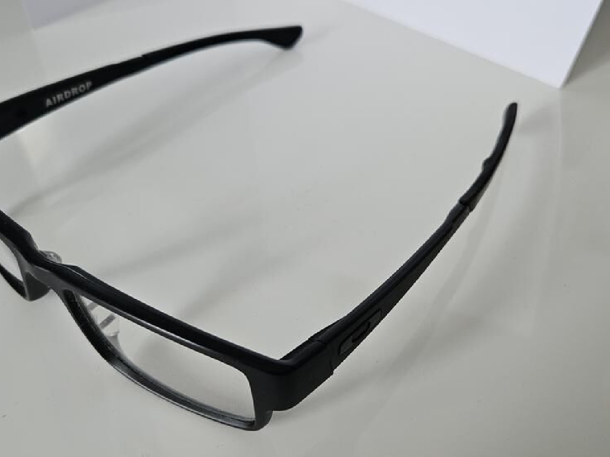 Oakley - OX8046 0151 143 50¤17