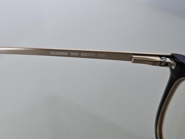 Guess - GU2566 050 135 49¤17