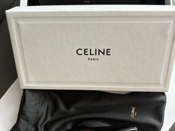 Celine Triomphe - CL40226U 01F 55/19