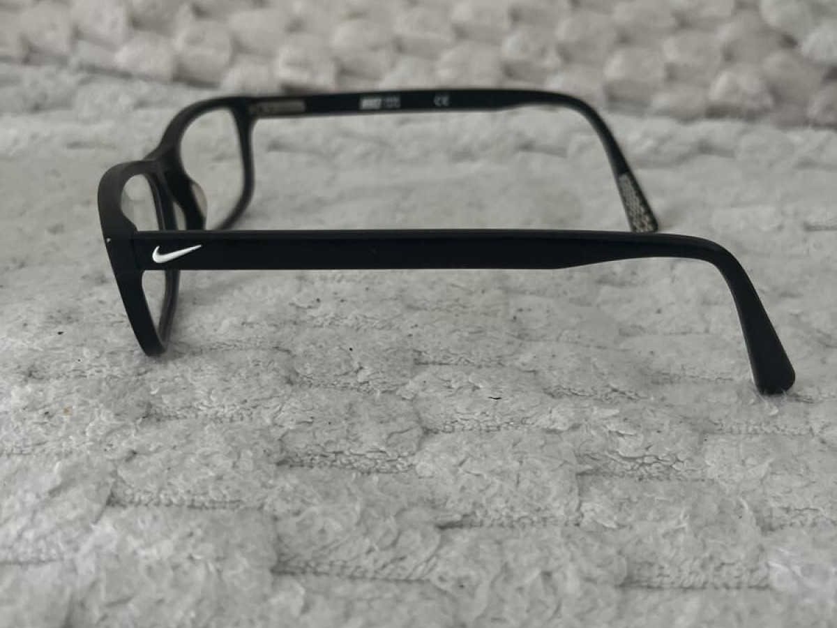 Nike - 73370035217140 52¤17