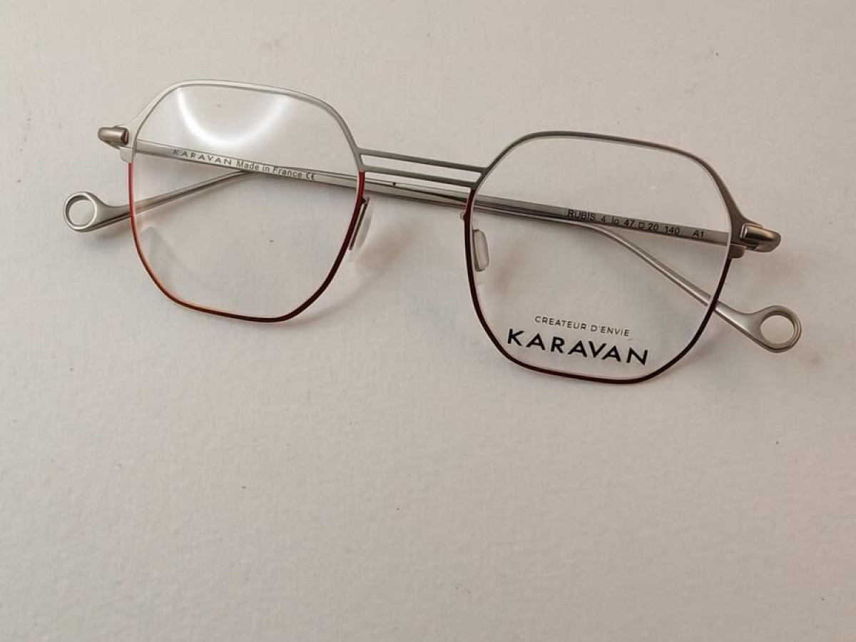 KARAVAN - RUBIS 4 47¤20