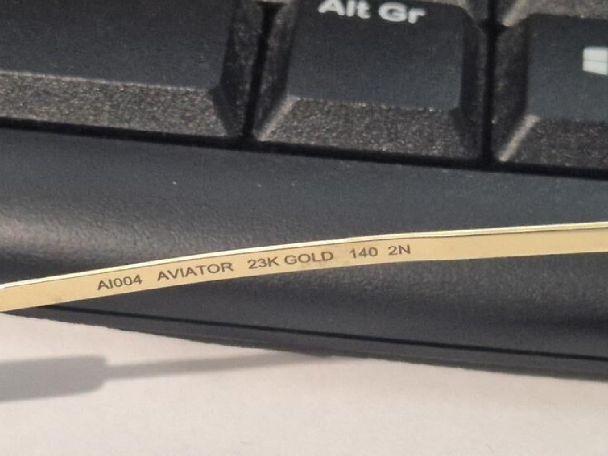 RANDOLPH - AVIATOR 23K GOLD  entre 52 mm et 58 mm ¤18 mm.