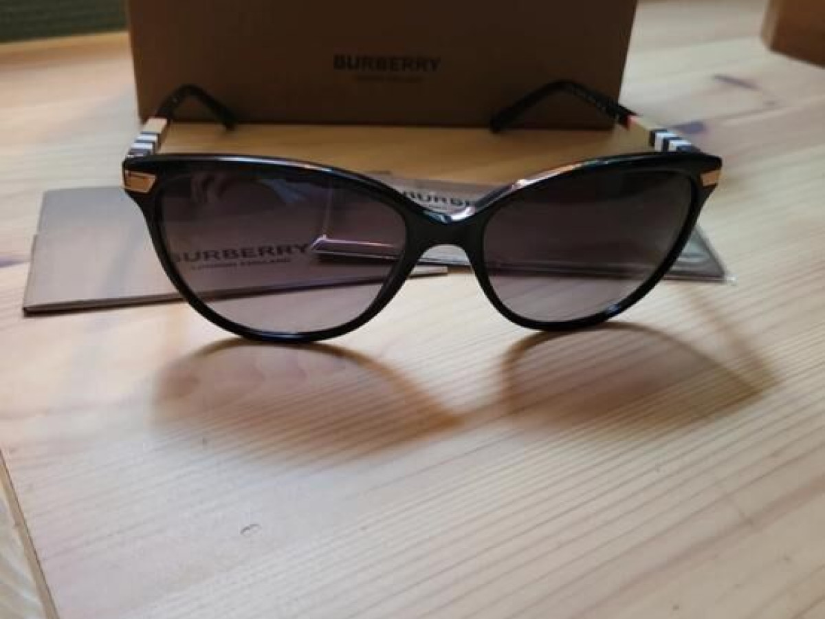 Burbery - B42163001/BG57016 140 3N