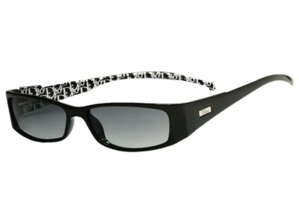Christian Dior - thursday...