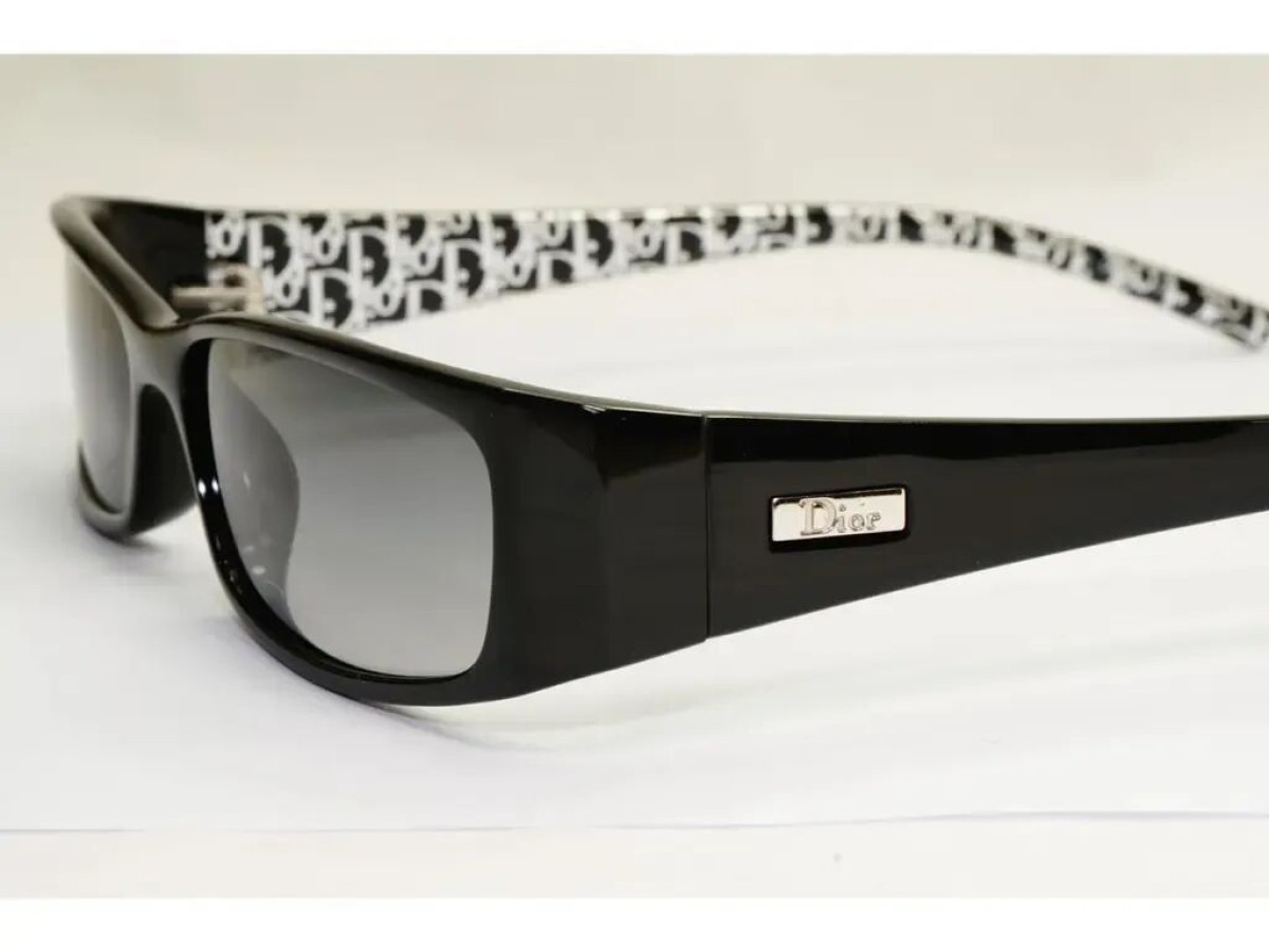 Christian Dior - thursday 5k3 53¤14