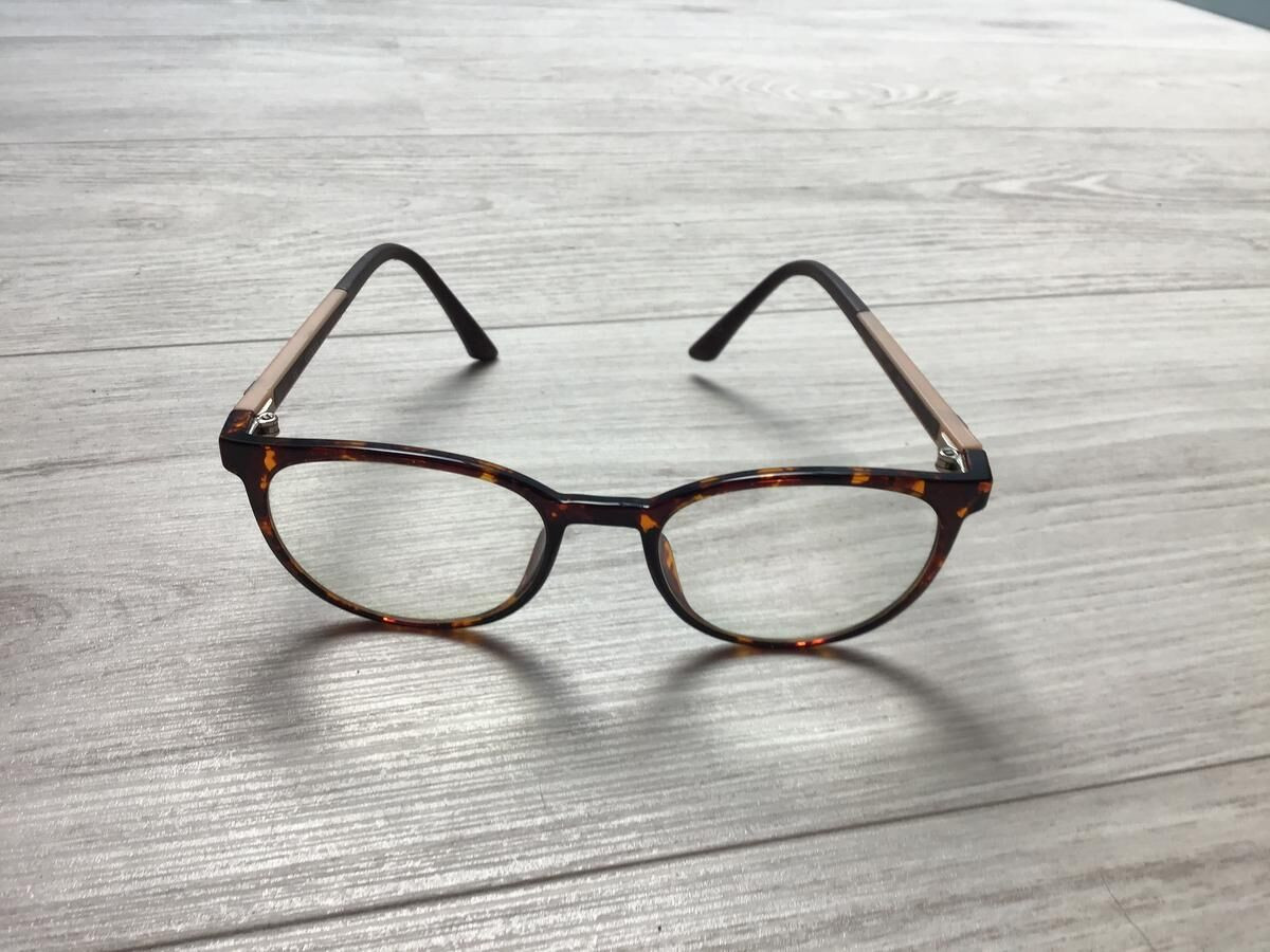 Guess - GU 2495