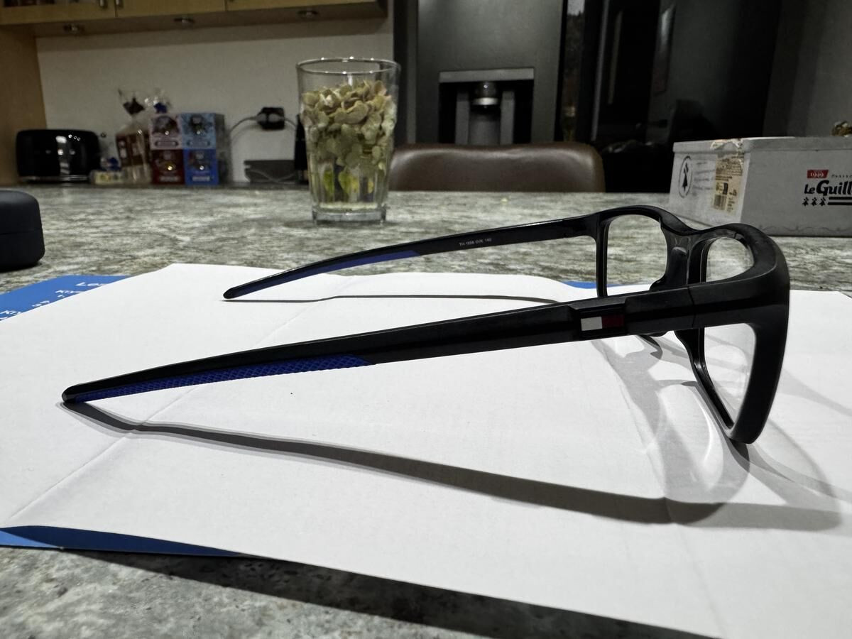 Tommy hilfiger - Th1956 0Vk noir mat-55/16