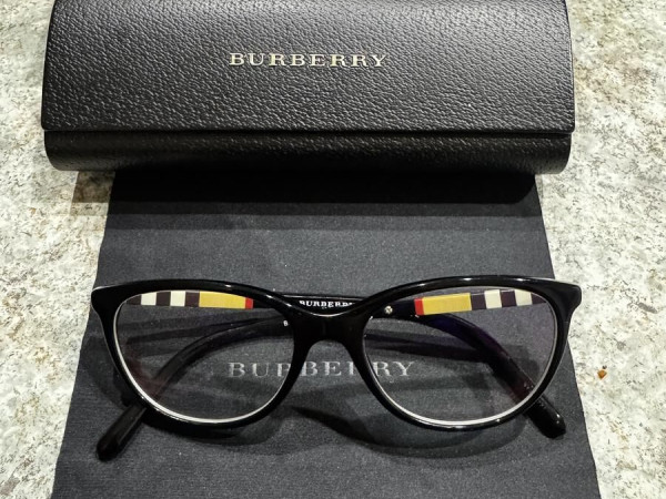 Burberry - B 2241 3002 ÉCAILLE