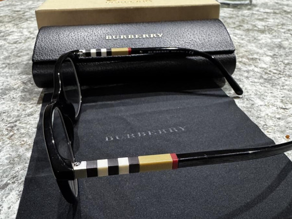 Burberry - B 2241 3002 ÉCAILLE