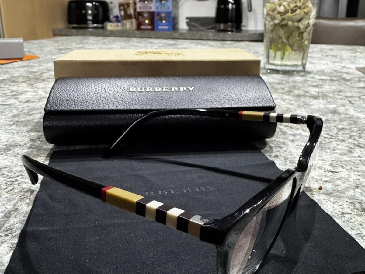 Burberry - B 2241 3002 ÉCAILLE