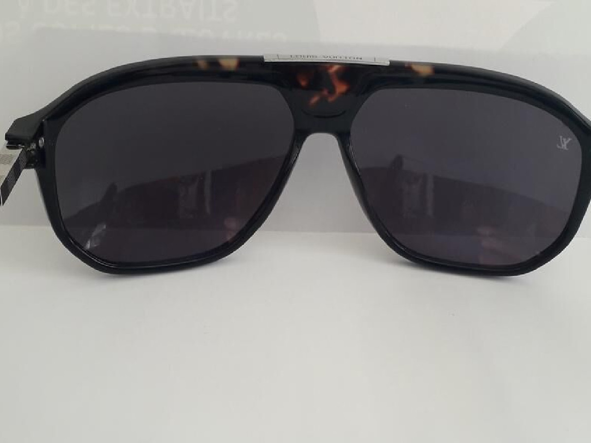 Louis Vuitton  - Z0414W