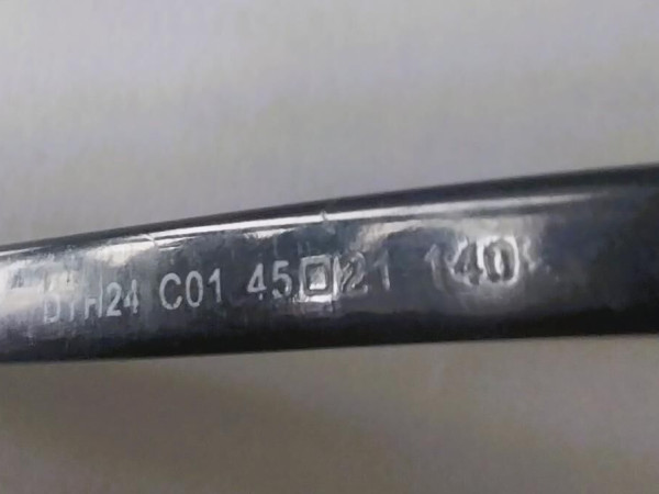 DBYD   - DYH24 C01  45-21  140  45 ¤21