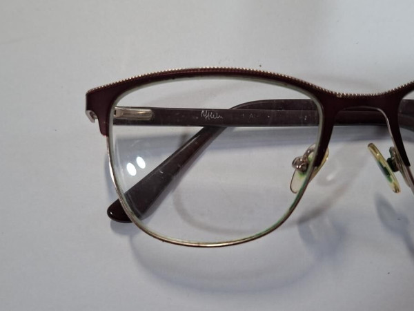 alain Afflelou - M040t69 prune 5x3,8 ¤1,2