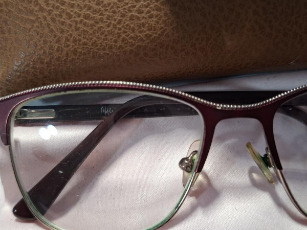 alain Afflelou - M040t69 prune 5x3,8 ¤1,2